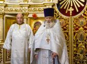 Пасхальная Божественная Литургия в Храме Живоначальной Троицы в Остафьеве