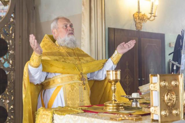 Lavrentiya_Liturgiya08232015-25.jpg